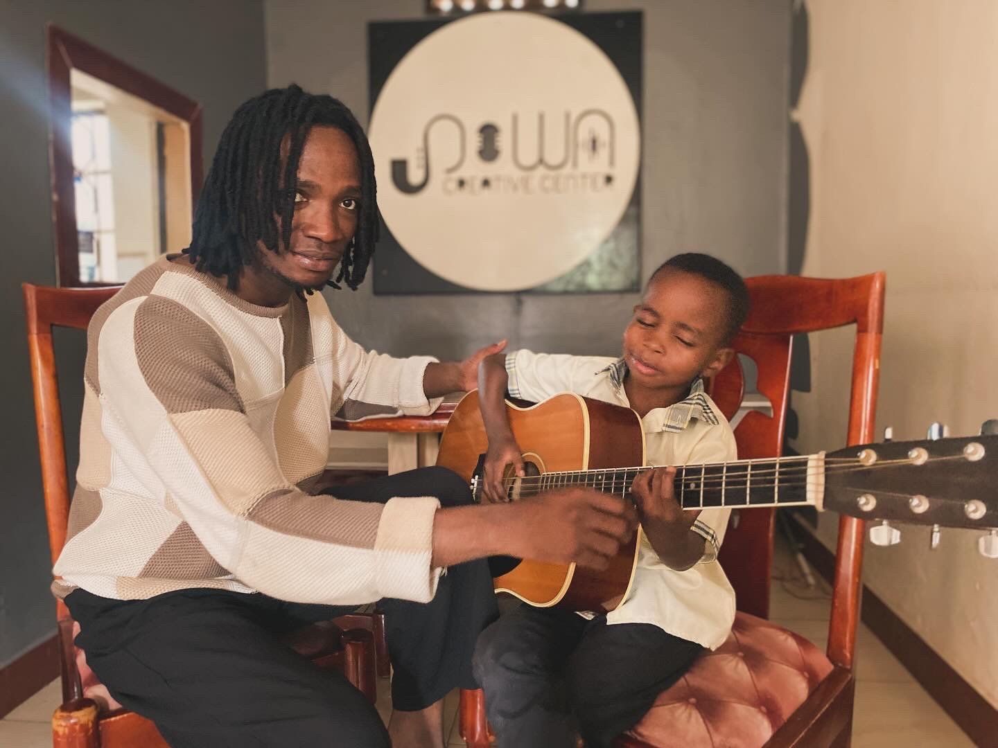 Transforming lives through notes.